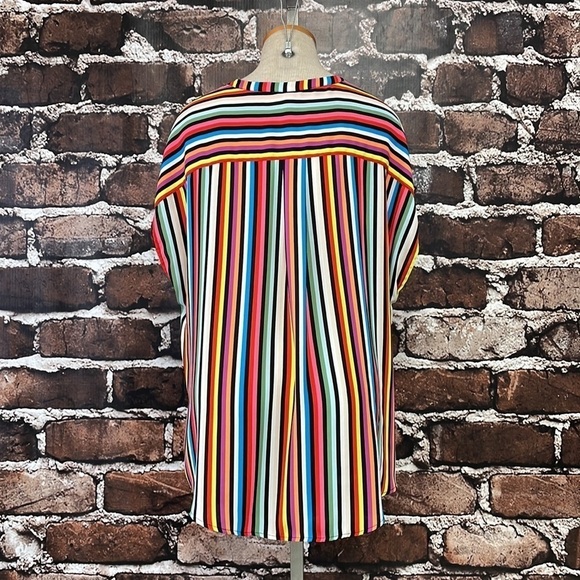 Torrid Top Blouse Quarter Zip Short Sleeves Colorful Stripes Pink Blue Size 12 - Picture 8 of 12